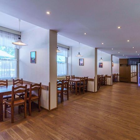 Hotel Hladina Nebrich Εξωτερικό φωτογραφία
